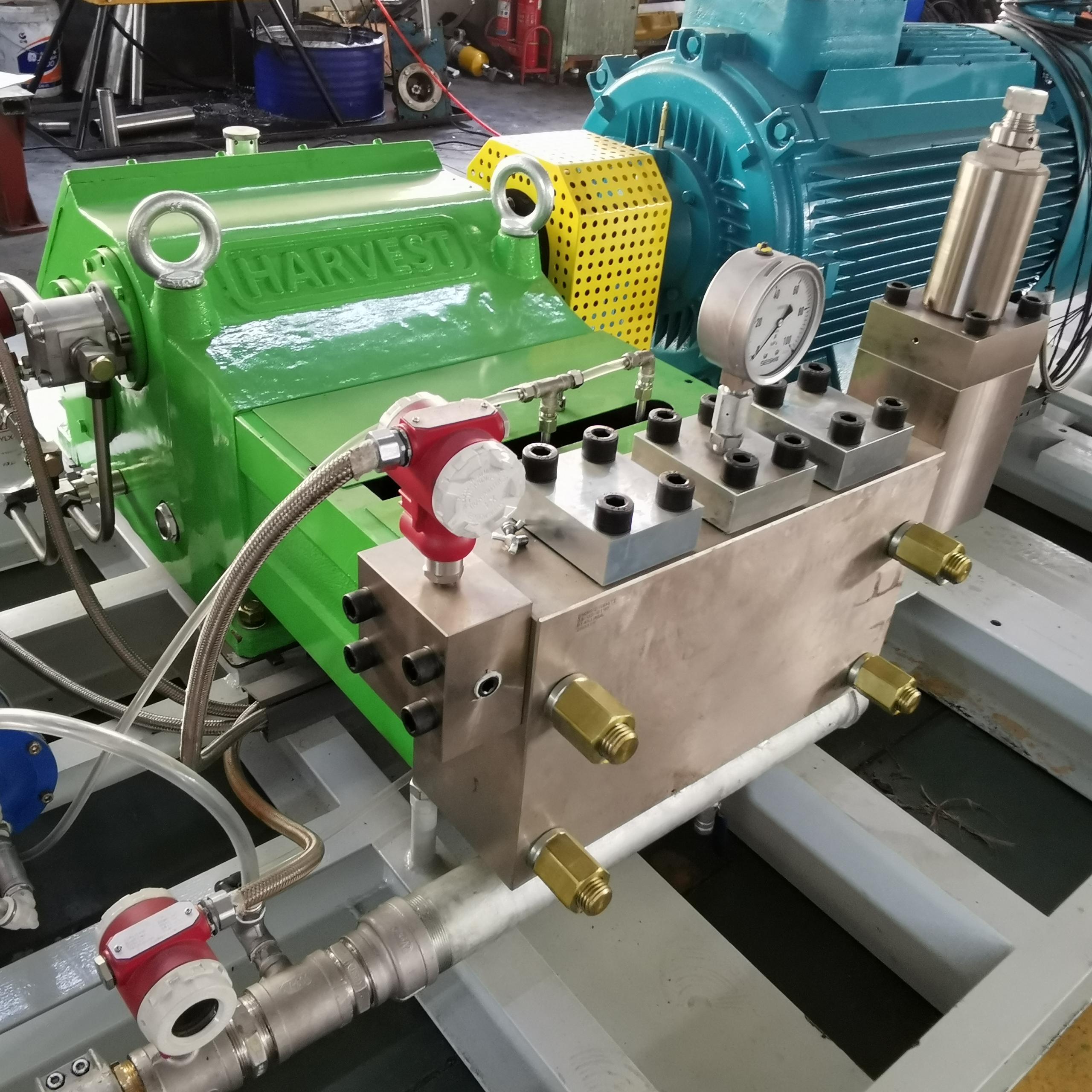 High - pressure water injection power pump unit for 3rd - stage oil recovery