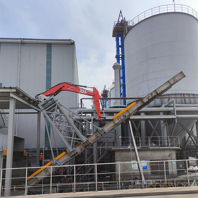 YZH WHD1000 Breaker Booms