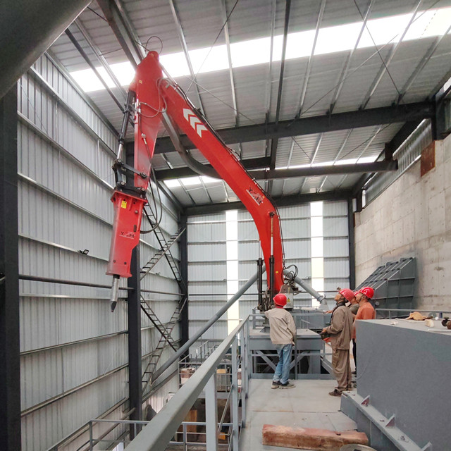 WHE1000 Pedestal Breaker Boom Systems