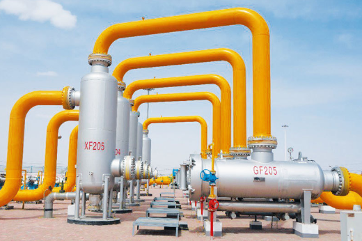 Steel pipeline powder coating