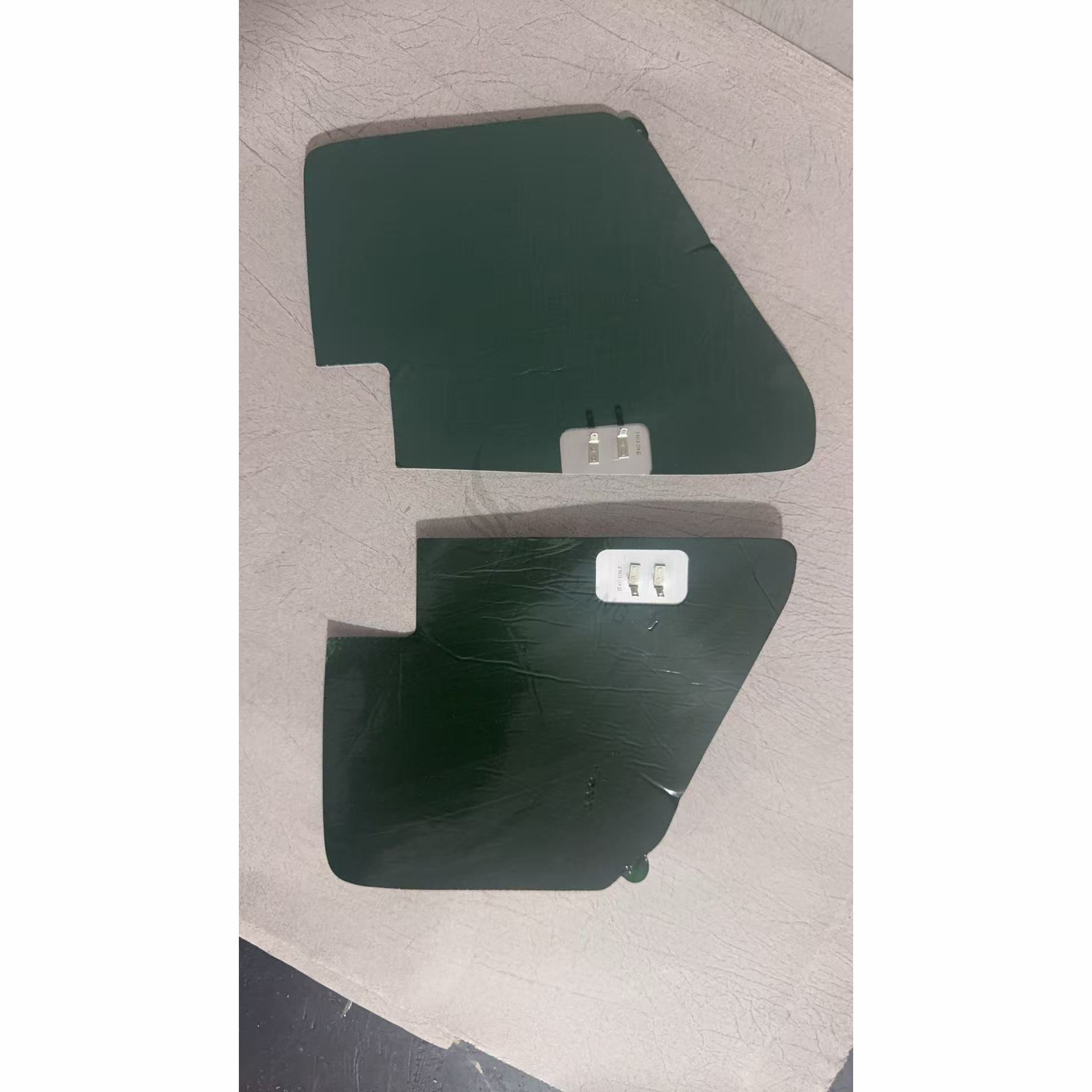 Mirror heater elements for cars