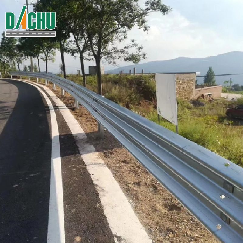 Customized Thrie-Beam Highway Guardrail