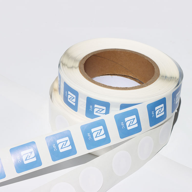 Washable Cheap 13.56Mhz 213 Nfc Mini Stickers 13.56 Mhz RFID Label Sticker Tag HF/UHF Tags Dry Inlay