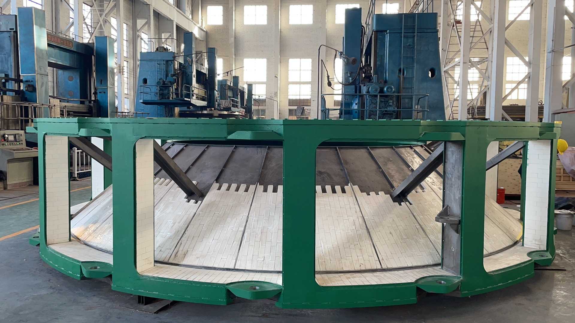 备件、机械部件、铸造和锻造、采矿、矿物、土方设备、斗轮。