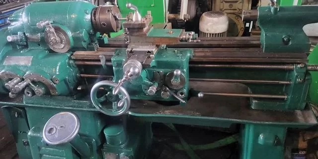 Токарно-винторезный станок 1Н65-5 (РМЦ 5000 мм)