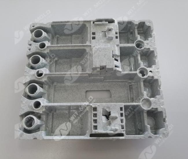 precision injection molding