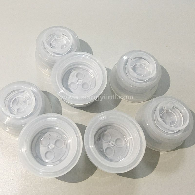 European lid/plastic combination lid
